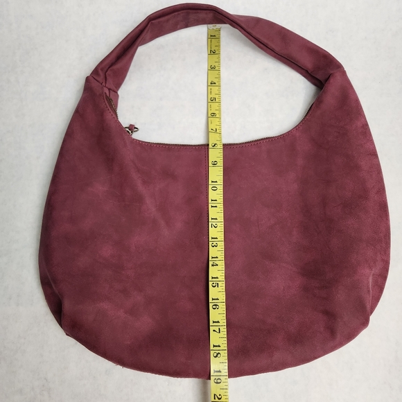 Shoulder bag Hobo bag Burgundy Vegan leather Plum color UNIVERSAL THREAD - Picture 14 of 15